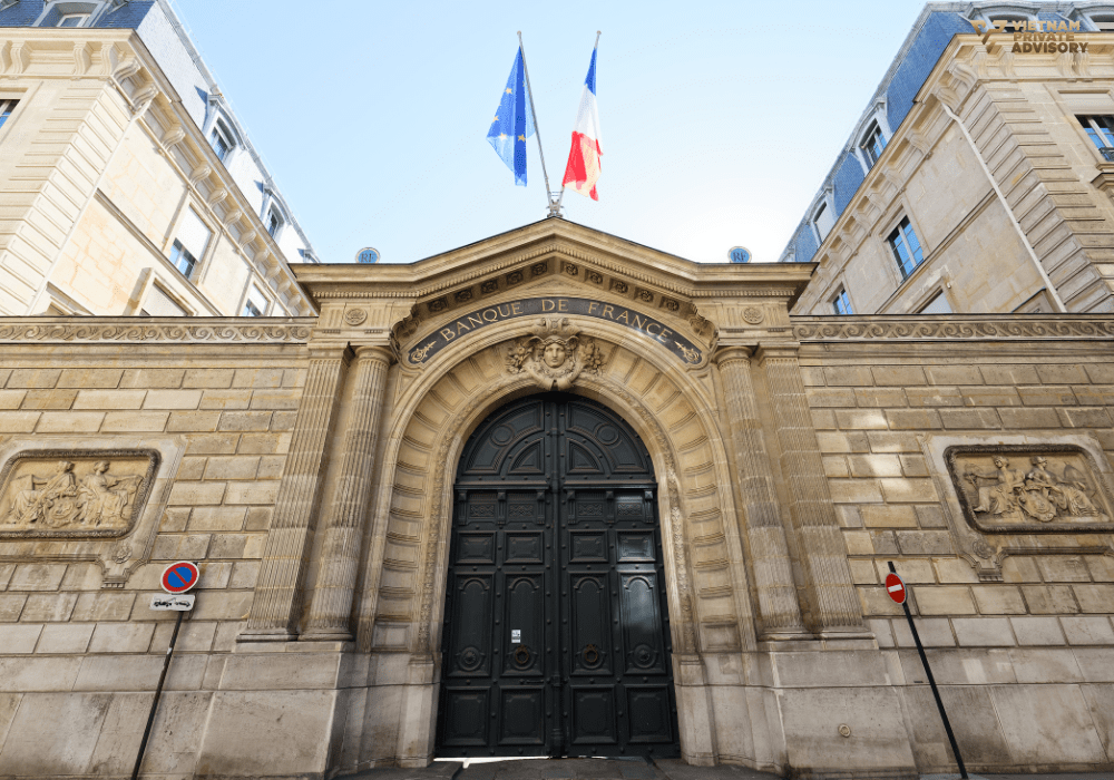 mo-tai-khoan-ngan-hang-o-phap-vietnam-private-advisory-022